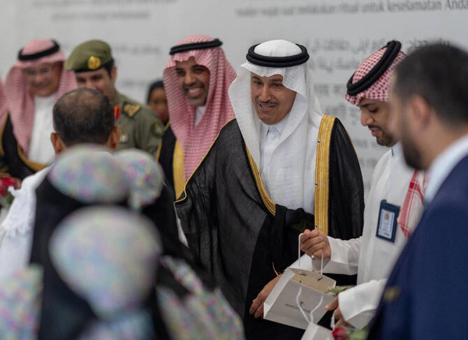 Saudi Arabia welcomes first Hajj pilgrims in Jeddah and Madinah