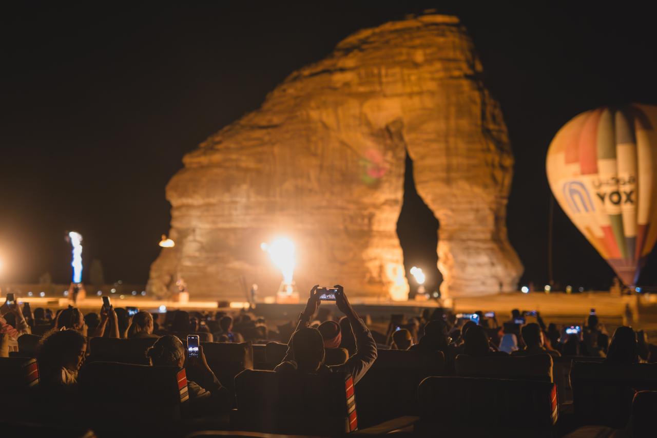AlUla Nights Get Cinematic: VOX Cinemas Lights Up AlUla's Maraya with First-Ever Rooftop Moonlight Cinema in Saudi Arabia