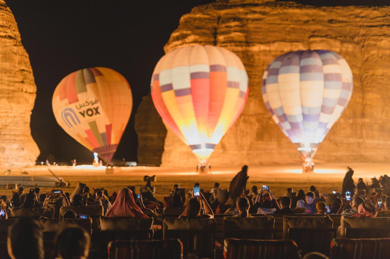 AlUla Nights Get Cinematic: VOX Cinemas Lights Up AlUla's Maraya with First-Ever Rooftop Moonlight Cinema in Saudi Arabia
