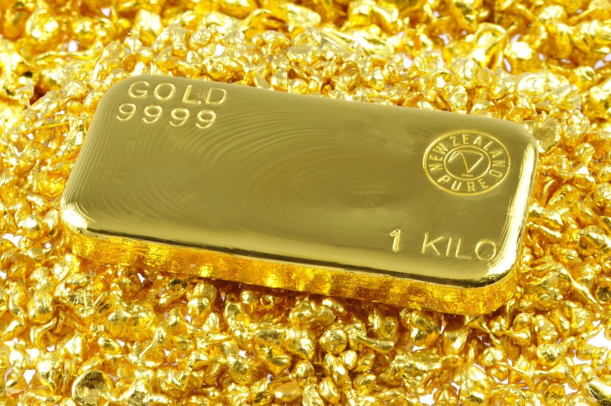 Gold Nears 1-Month Low as Geopolitical Tensions Ease