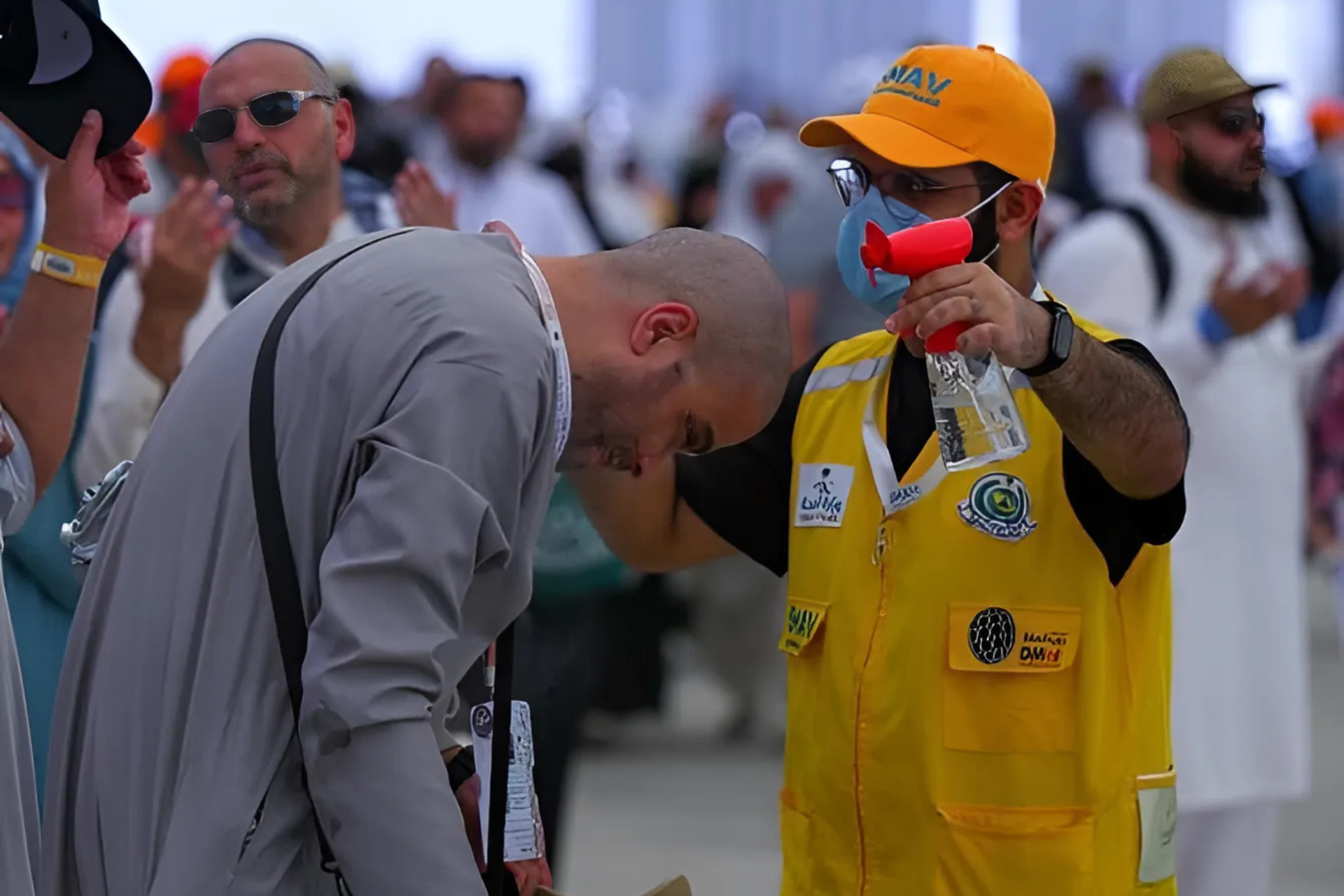 Saudi Youth Volunteers Shine in Service of Pilgrims During 2025 Hajj
