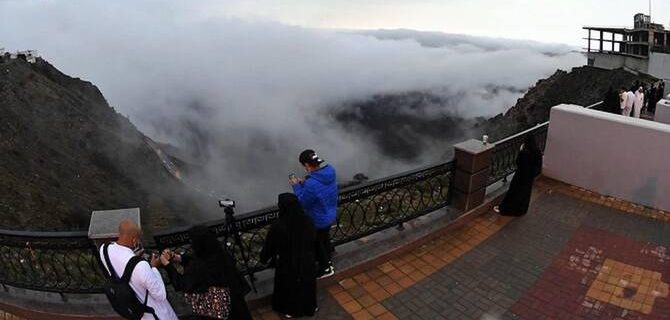 Asir’s 2,400m-High Fog Walk Draws Tourists Escaping the Summer Heat