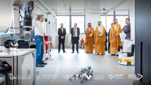 Saudi ICT Minister Holds Strategic Talks in Paris on AI and Advanced Technologies