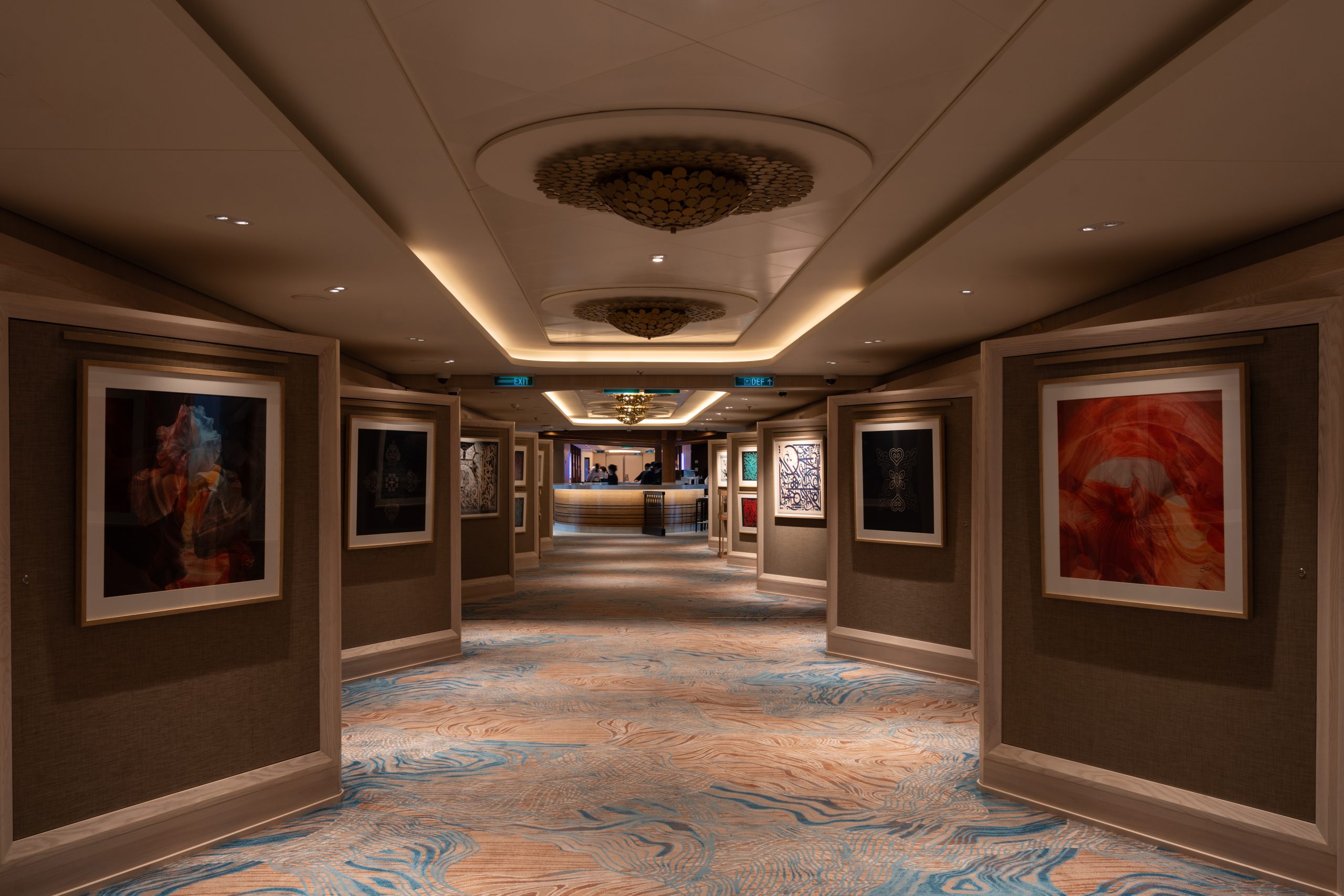Deck 7 – Corridor | AROYA Cruises