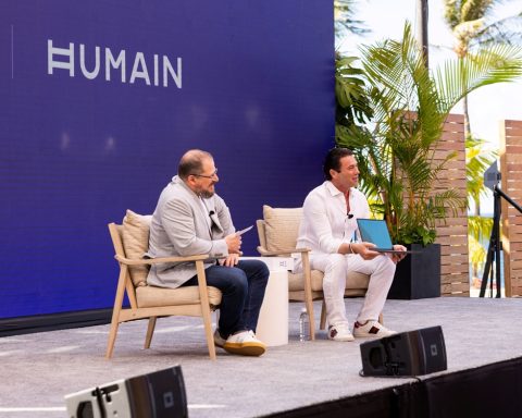 HUMAIN Unveils Horizon Pro A Groundbreaking AI-Driven Laptop