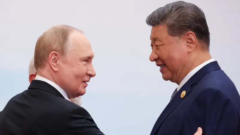Open-Mic Exchange Between Xi and Putin on Age and Organ Transplants Draws Attention