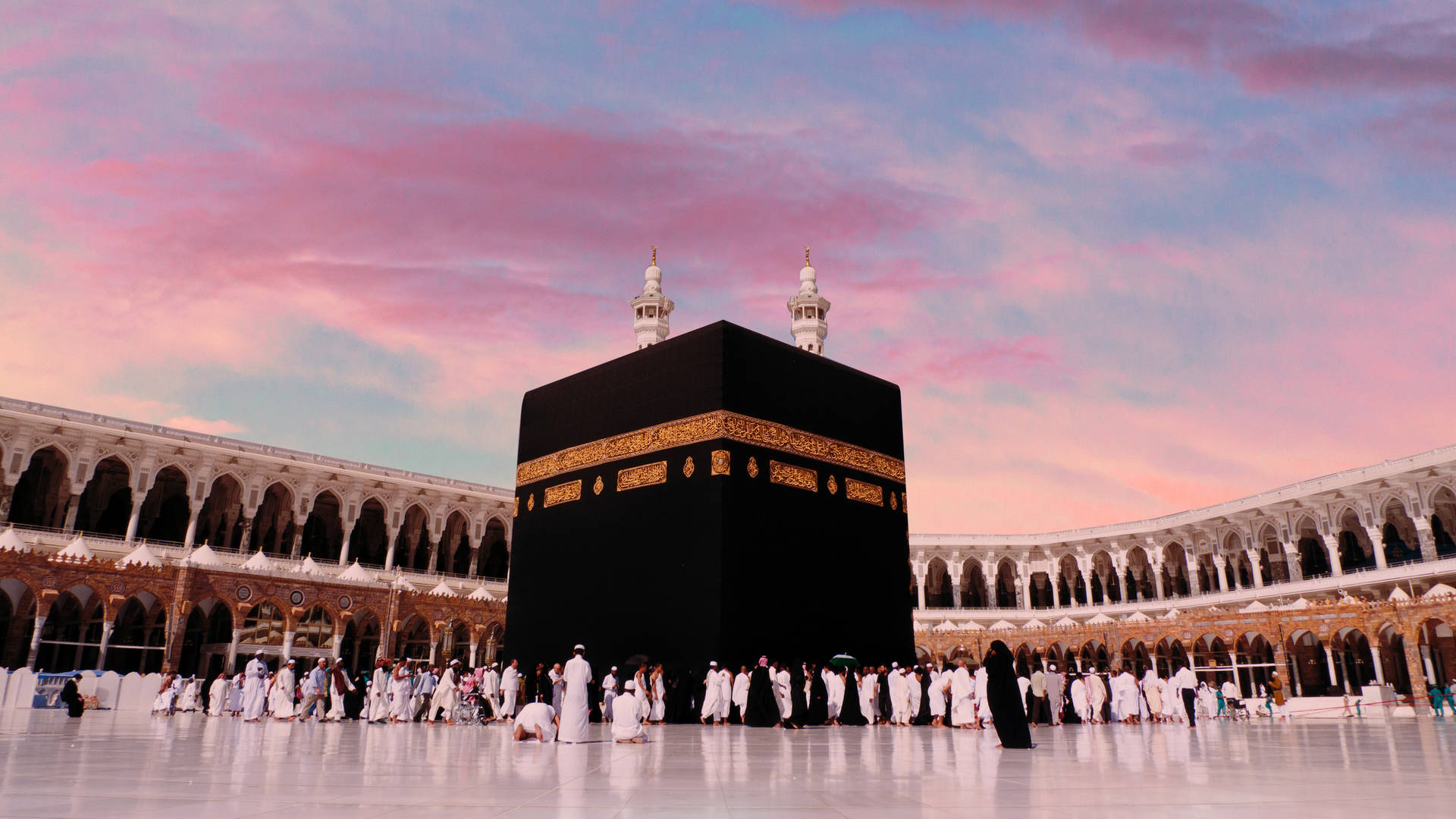 Supplications of Umrah Spiritual Companions on the Sacred Journey