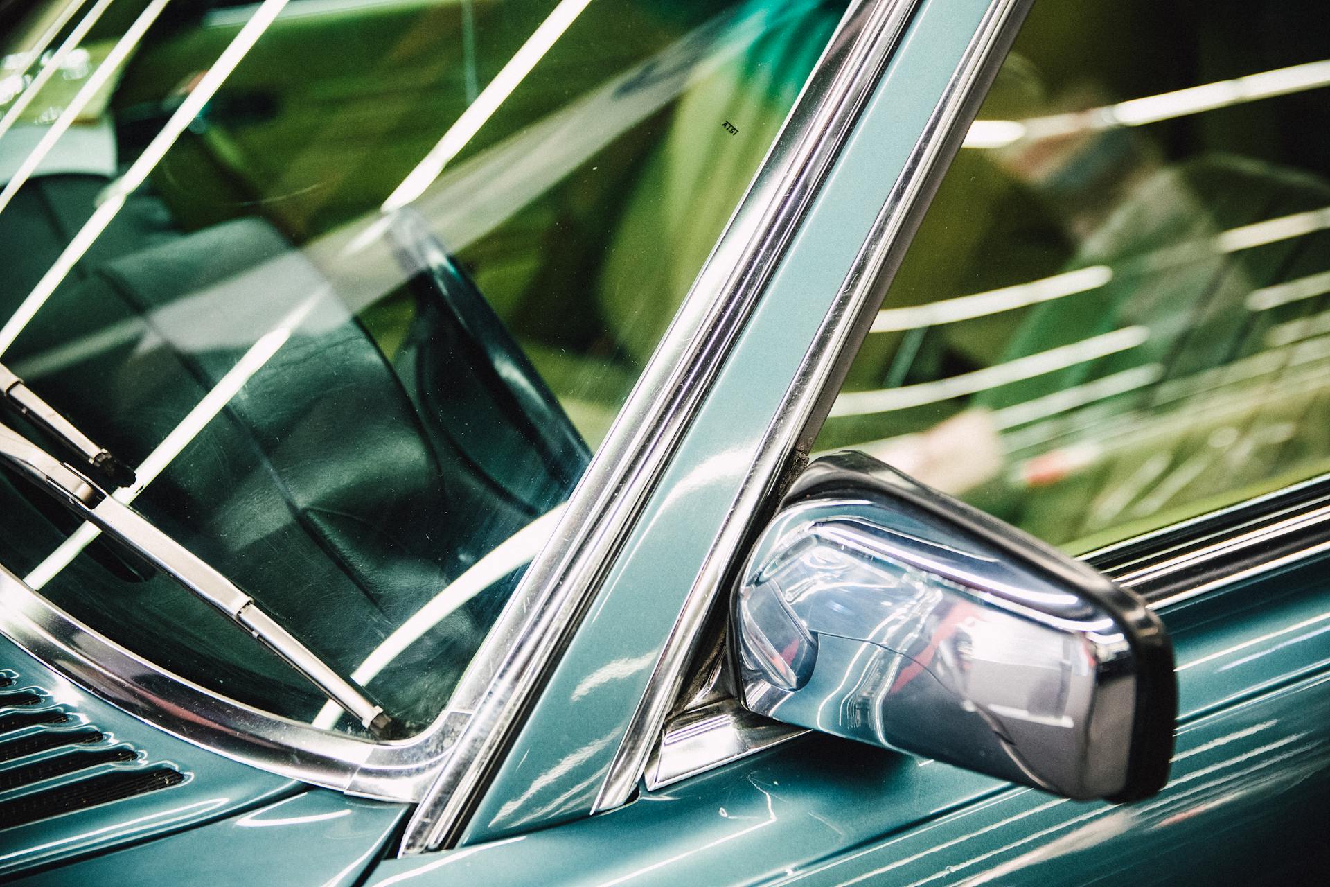 What to Do When Your Car Window Won’t Go Up or Down