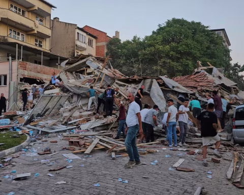 Experts Raise Alarms Over Potentially Devastating Earthquake in Turkey Following Kutahya Tremor