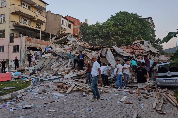 Experts Raise Alarms Over Potentially Devastating Earthquake in Turkey Following Kutahya Tremor