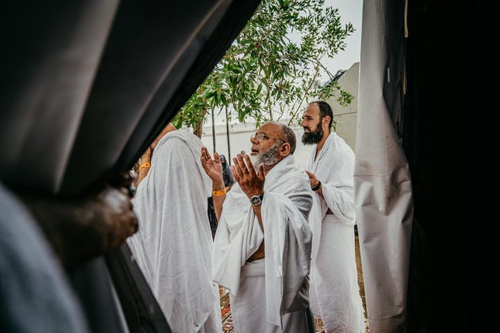Friday Prayers (Ad’iyah Yawm Al-Jumu’ah) Words That Bring Peace, Mercy, and Spiritual Renewal