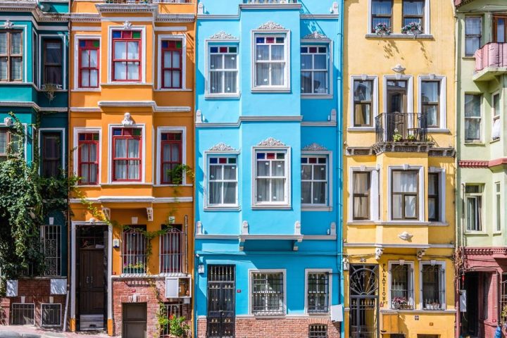 Family Vacation Turns Tragic in Istanbul as Mother and Two Children Found Dead; Hotel Shut Down