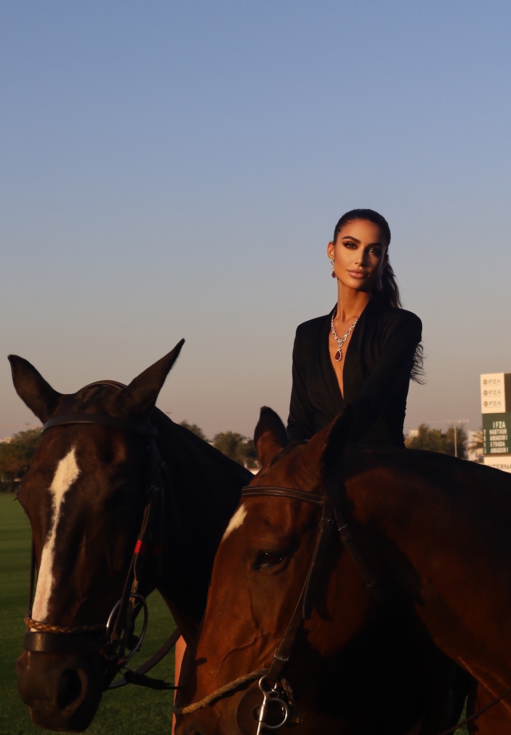 AMEERAH-MARYNA ROMAN | AN ARTIST’S JOURNEY THROUGH THE HEART OF SAUDI ARABIA