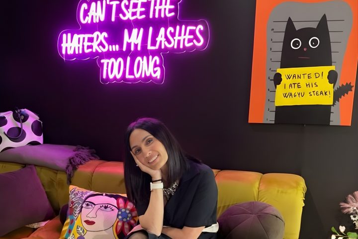 Jowelle’s Meine Katze: The Bold, Witty Voice of Contemporary Art | the saudi times