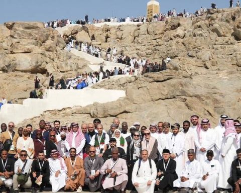 Arab and Islamic Youth Explore Saudi Heritage, Holy Sites, and National Progress