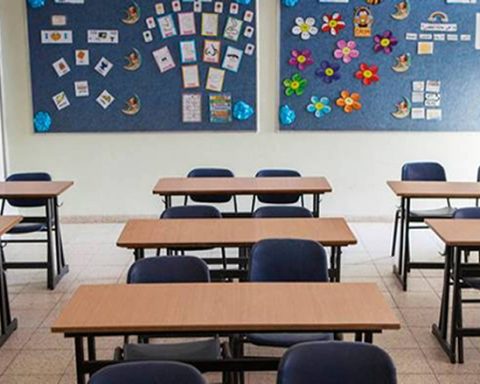 Proposals to Shift Education to Distance Learning During Ramadan