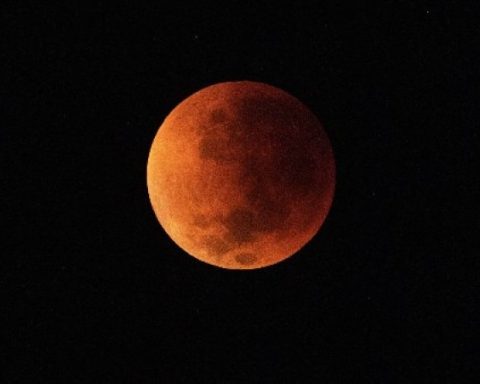 Saudi Arabia to Witness Total Lunar Eclipse on March 3 The First Blood Moon of 2026