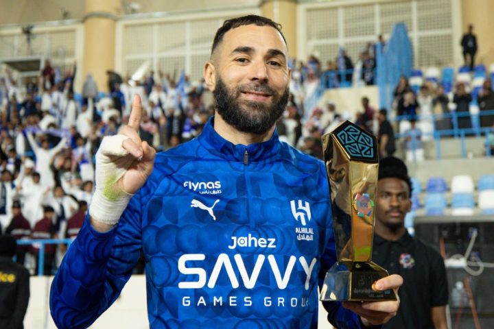 Benzema Brace Powers Al Hilal to 4-0 Rout as Al Ahli Win Sea Derby in Thrilling Saudi Pro League Night