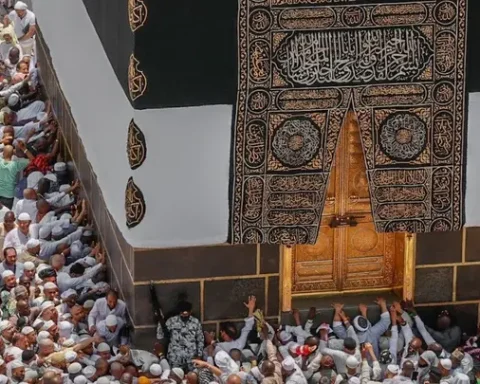Millions Mark Jumu'ah al-Wida' at the Grand Mosque as Ramadan 1447H Nears Its End
