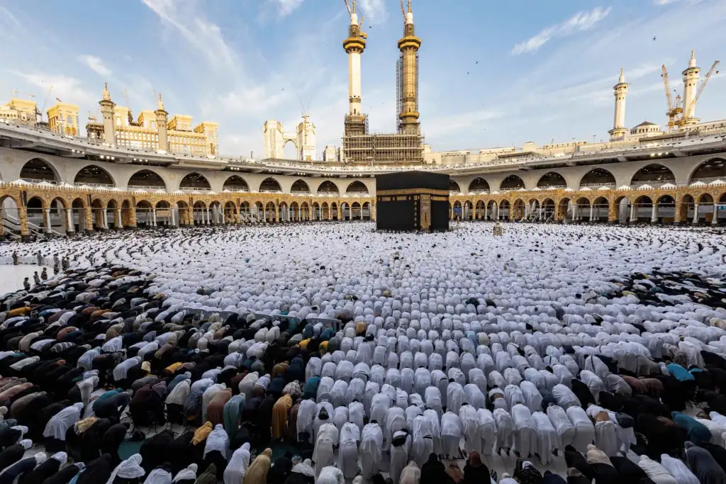 Saudi Arabia Confirms Eid Al Fitr 2026 Public Holidays for Government and Private Sectors