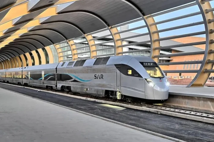 Saudi Arabia Railways Launches International Freight Service Linking Gulf Ports to Jordan Border