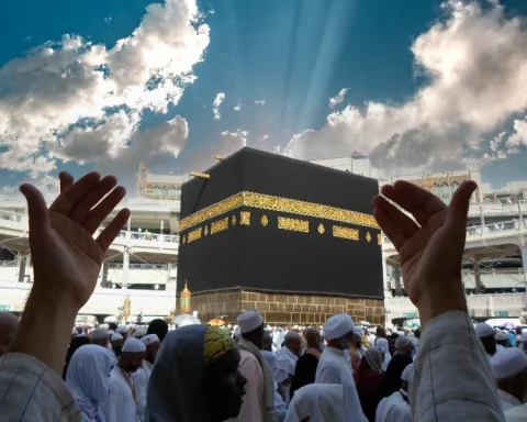 Saudi Arabia's Ehsan Platform Sees Ramadan Giving Surge as Laylat Al-Qadr Nights Arrive