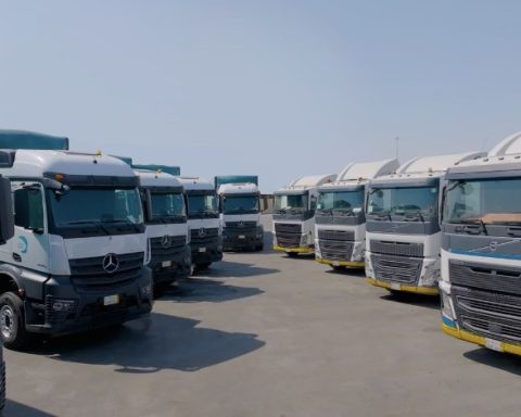 Saudi Arabia's Freight Fleet Surpasses 500,000 Trucks as GCC Reliance on Land Transport Grows