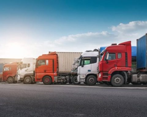 Saudi TGA Launches Digital Truck Carrier Directory on 'Logisti' Platform, Boosting Freight Connectivity
