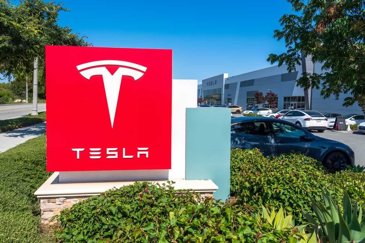 Tesla Opens Second Saudi Arabia Centre in Jeddah as Electric Vehicle Demand Accelerates