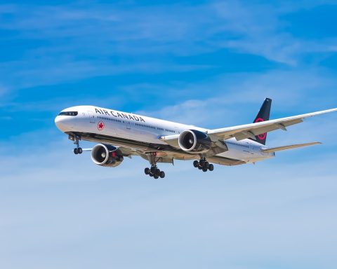 Eid Al Fitr 2026 Travel Rush Begins as Saudi Arabia Confirms Four-Day Holiday