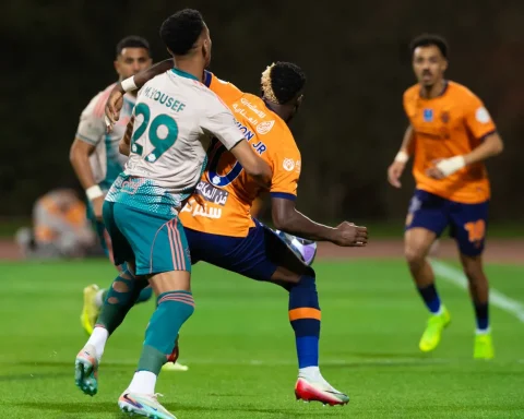 Al Ahli Drop Points in Title Race After Fayha Stalemate, Eyes Turn to ACL Elite