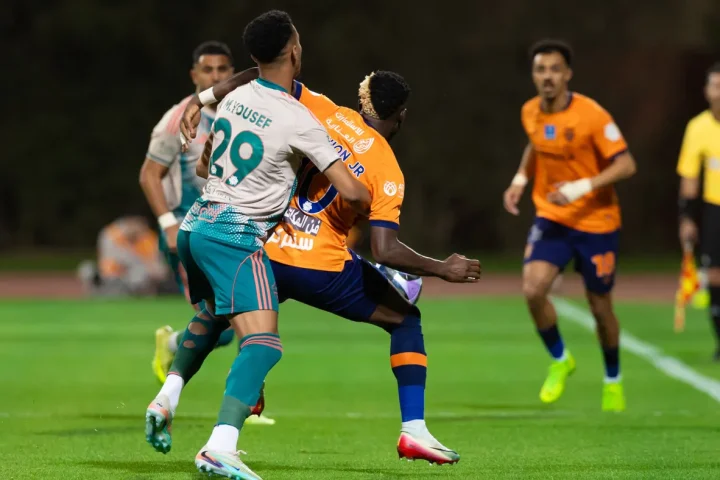 Al Ahli Drop Points in Title Race After Fayha Stalemate, Eyes Turn to ACL Elite