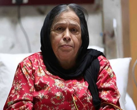 Kuwait Mourns the Passing of Hayat Al-Fahad, the Gulf's Beloved Screen Icon, at 78