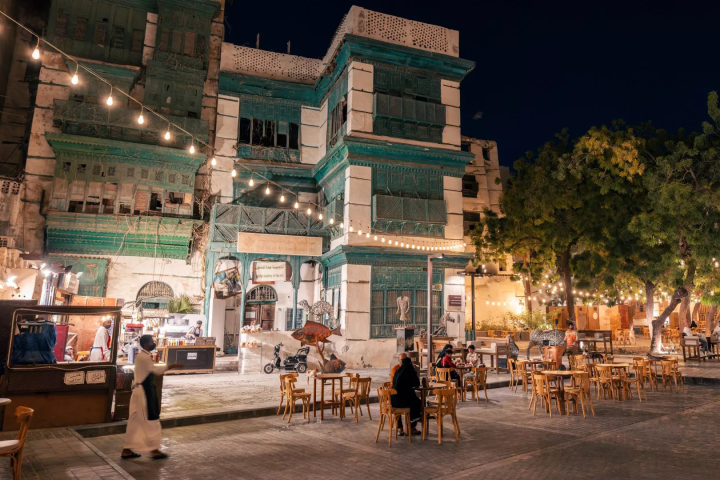 Saudi Arabia Draws 120 Million Visitors as Global Investors Flock to Kingdom's Booming Tourism Sector