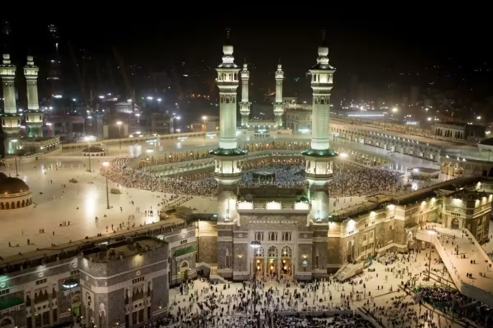 Saudi Arabia Launches Makkah Entry E-Permits Through Absher and Muqeem for Hajj 2026
