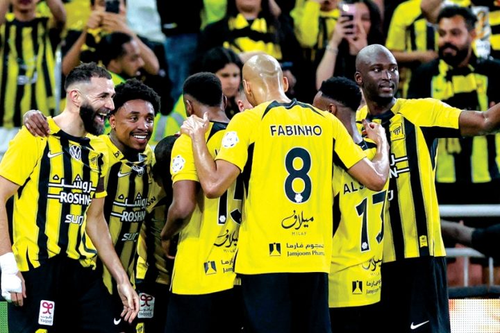 Al-Ittihad Hit by Injury Blow as Roger Fernandes Sidelined in Crucial Stage