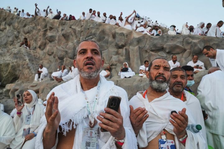 Hajj Minister Reviews Pilgrim Services and Meets International Delegations in Mina