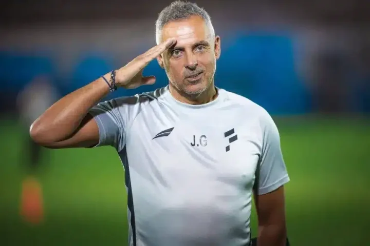 Jose Gomes Casts Doubt Over Al-Fateh Future Amid Contract Uncertainty