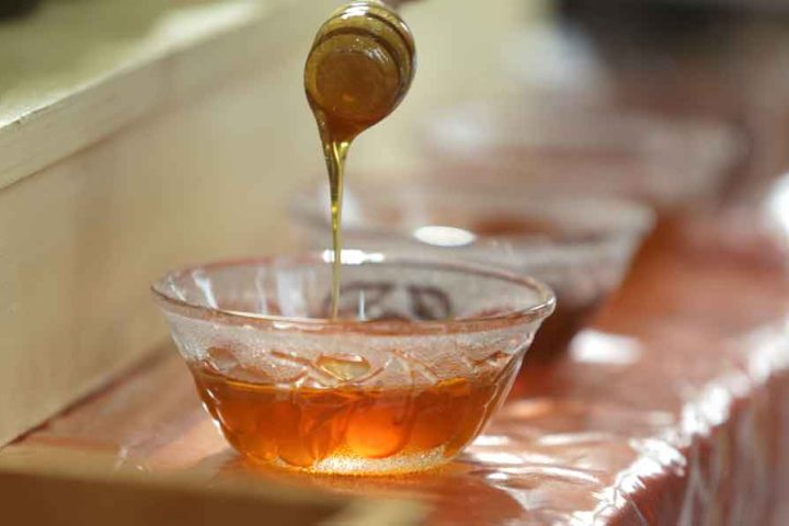 Seasonal Hive Migration Sustains Asir’s Premium Honey Industry
