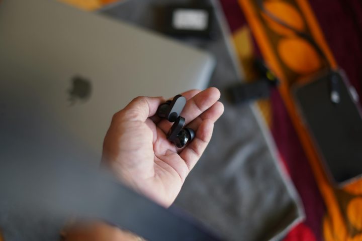 The 60-60 Rule A Simple Way to Protect Your Hearing While Using Headphones