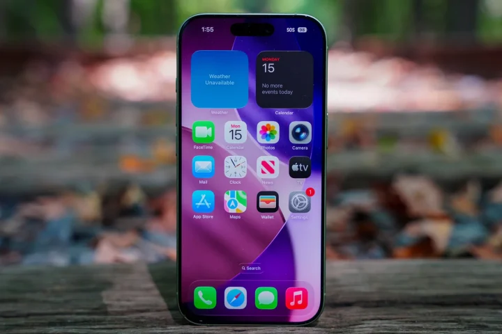Is Now the Best Time to Buy an iPhone 17 Reports Suggest Apple Price Hikes May Be Near
