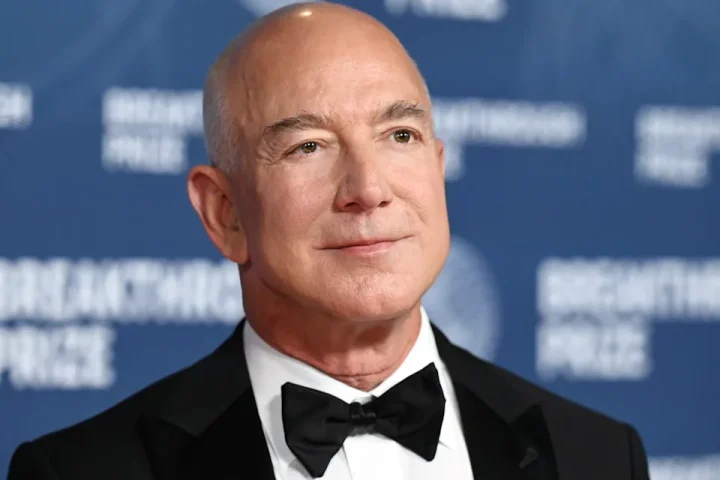 Jeff Bezos Net Worth, Biography, Age, Companies, and Career Journey