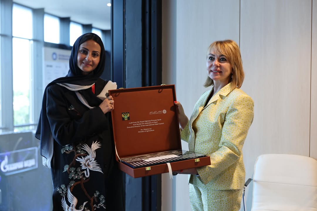Princess Sarah Meets Russian Agriculture Minister to Strengthen Global Cooperation in the Dates Sector