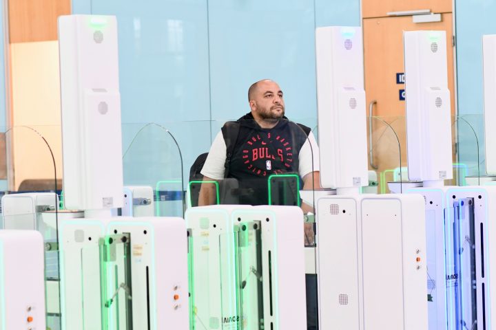 Saudi Arabia Introduces Smart E-Gates to Streamline Pilgrims’ Departure Procedures in 138 Languages