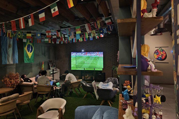 Saudi Cafes Gear Up for World Cup 2026 with Unique Fan Experiences