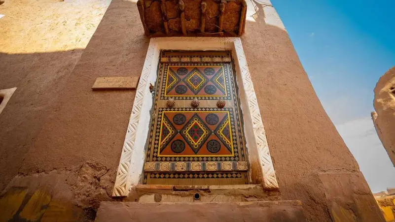 Wirth Launches Specialized Program to Revive Traditional Najdi Door Craftsmanship