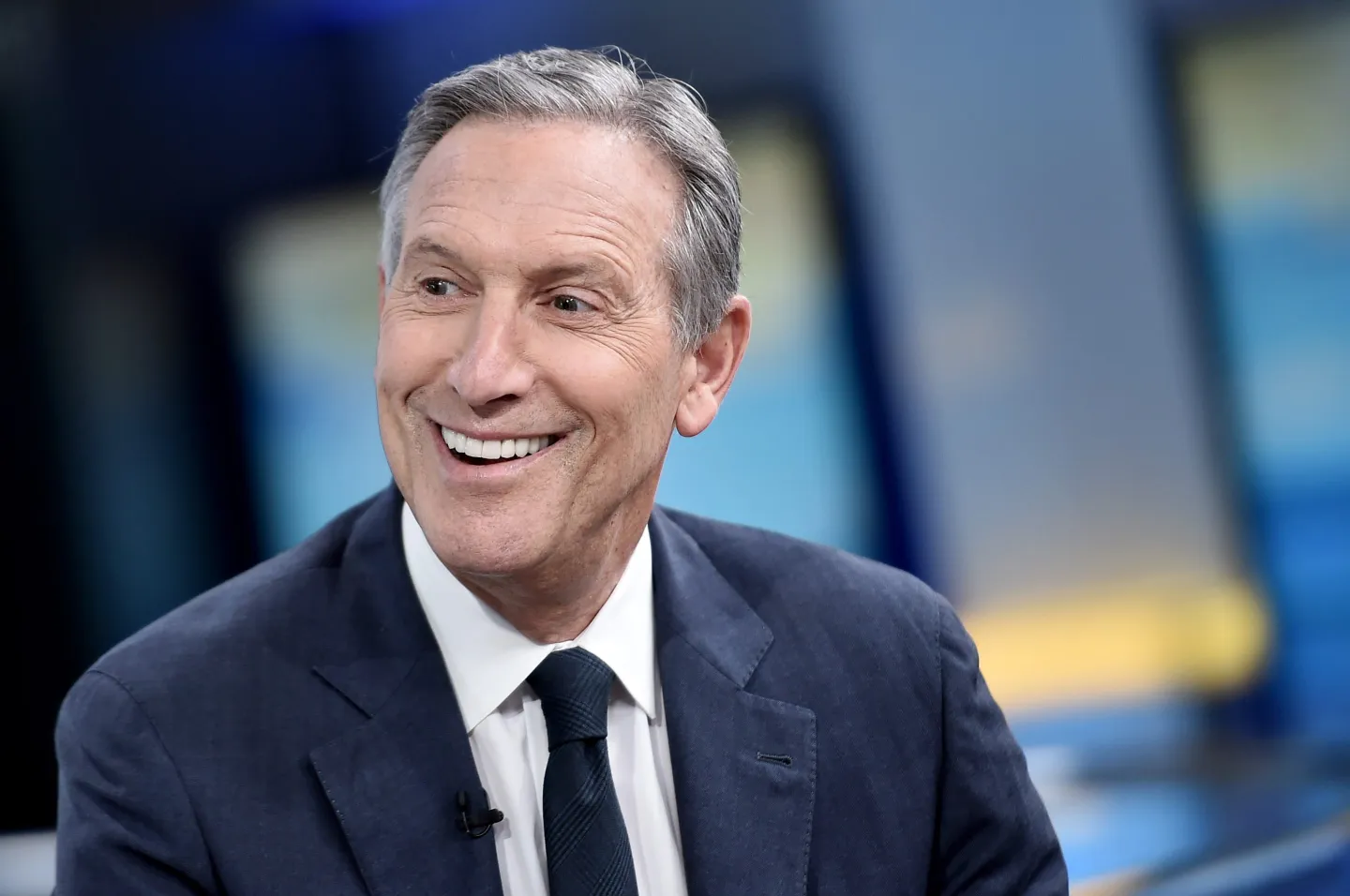 Howard Schultz How He Turned Starbucks Into a Global Coffeehouse Empire