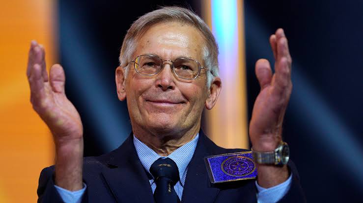 Jim Walton How the Walmart Heir Helped Preserve the World's Largest Retail Empire