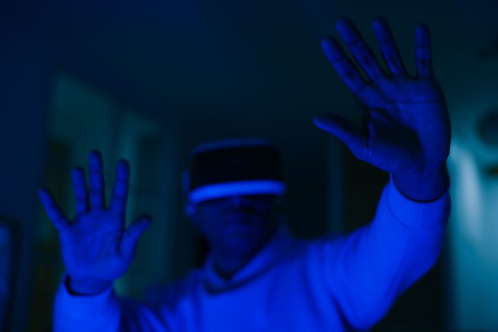 KAUST researchers uncover hidden privacy risk in virtual reality headsets