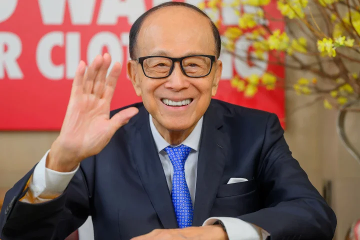Li Ka-shing How Asia's Superman Built One of the World's Greatest Business Empires